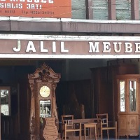 Jalil Meubel