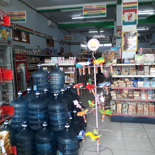 Toko Pengkolan